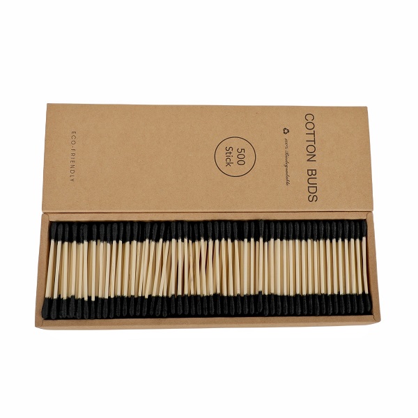 Black cotton swabs, wooden, in cardboard packaging, 500 pcs.