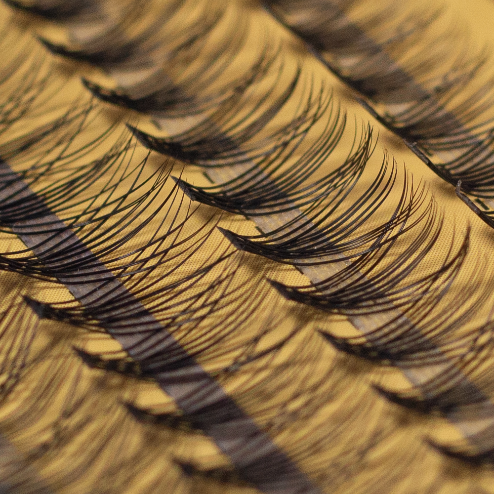 Nesura Eyelash Premium Cluster Lashes "Swallow" 12D, 0,07, curl C, mix 8-12 mm