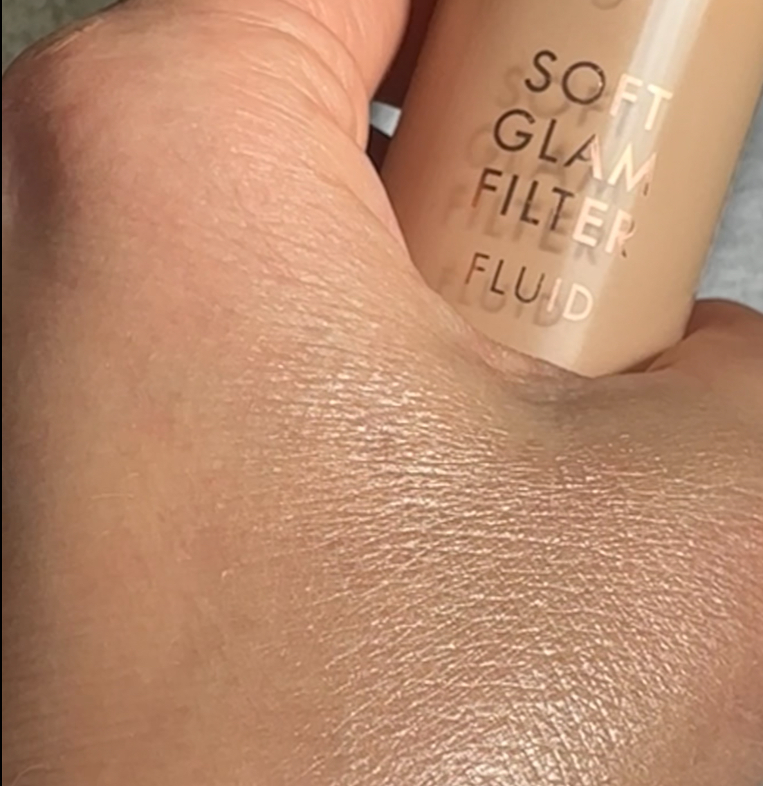 CATRICE Soft Glam Filter Fluido tonalizante iluminador 010 Fair Light, 30 ml