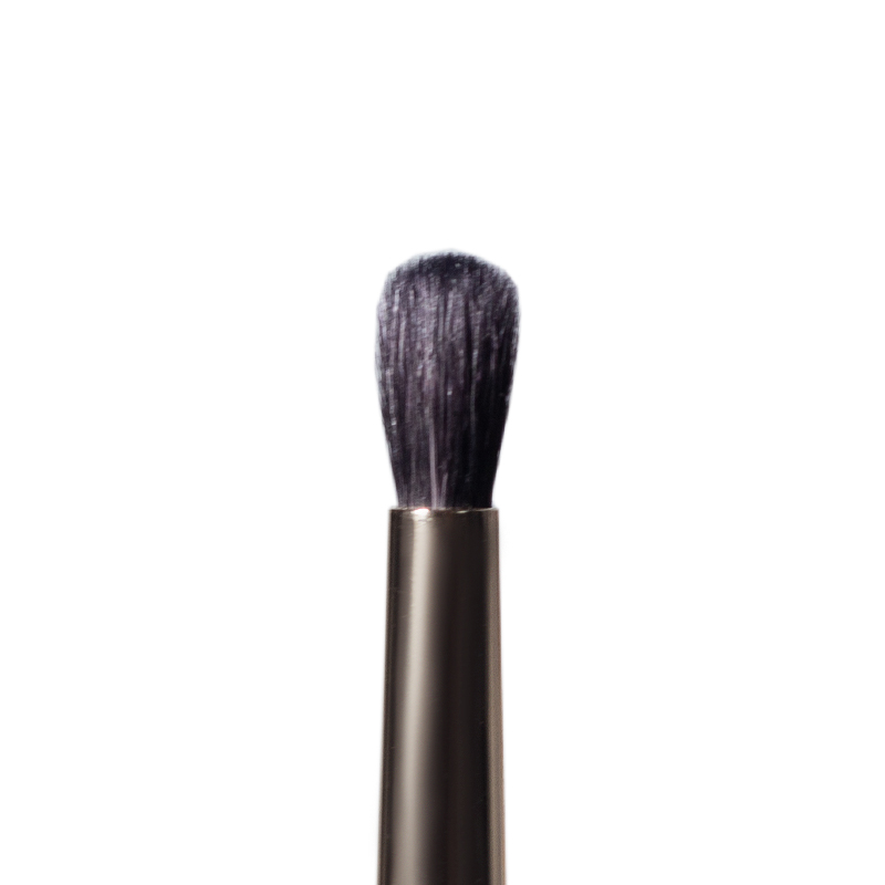 DAVYDENKO BEAUTY & Lelyukh Brush L3 barrel for dry shadows, goat hair