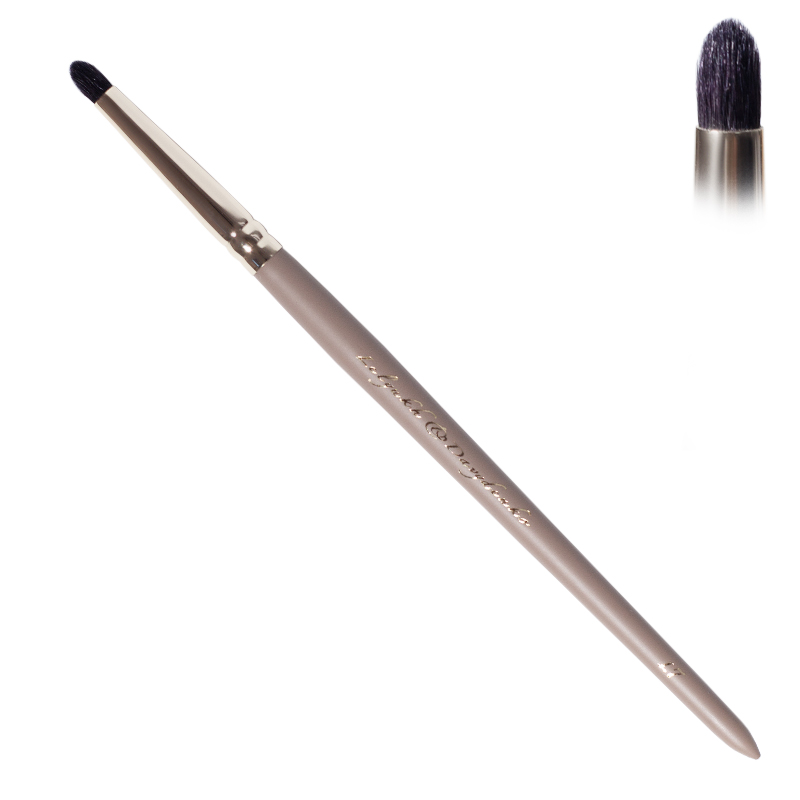 DAVYDENKO BEAUTY & Lelyukh Кисть L7 для сухих и кремовых теней, проработка деталей, ворс козы