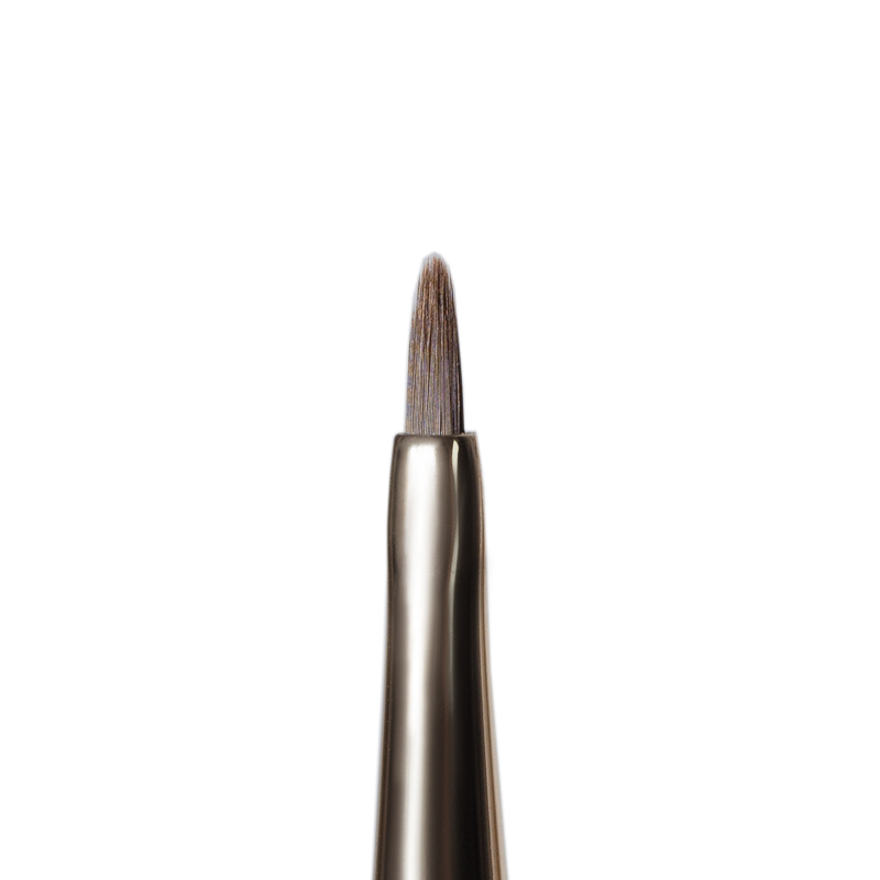 DAVYDENKO BEAUTY & Lelyukh Brocha L12 fina, para delineado, sintética