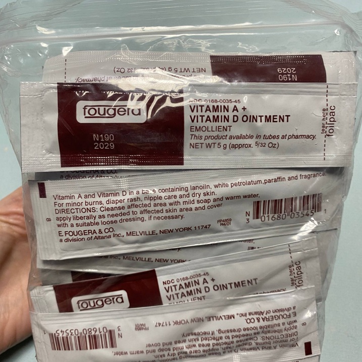 Fougera Бальзам для загоєння татуажу з вітамінами  А та D, коричневий, стік 5 г