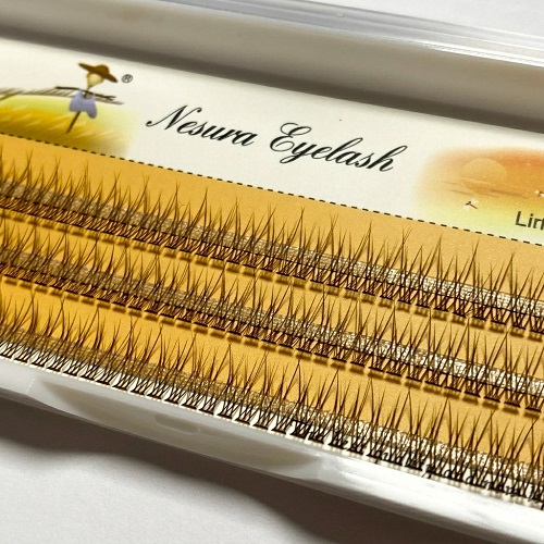 Nesura Eyelash Накладні вії пучкові коричневі Риб'ячий хвіст 12D 0,07 вигин C 8 мм