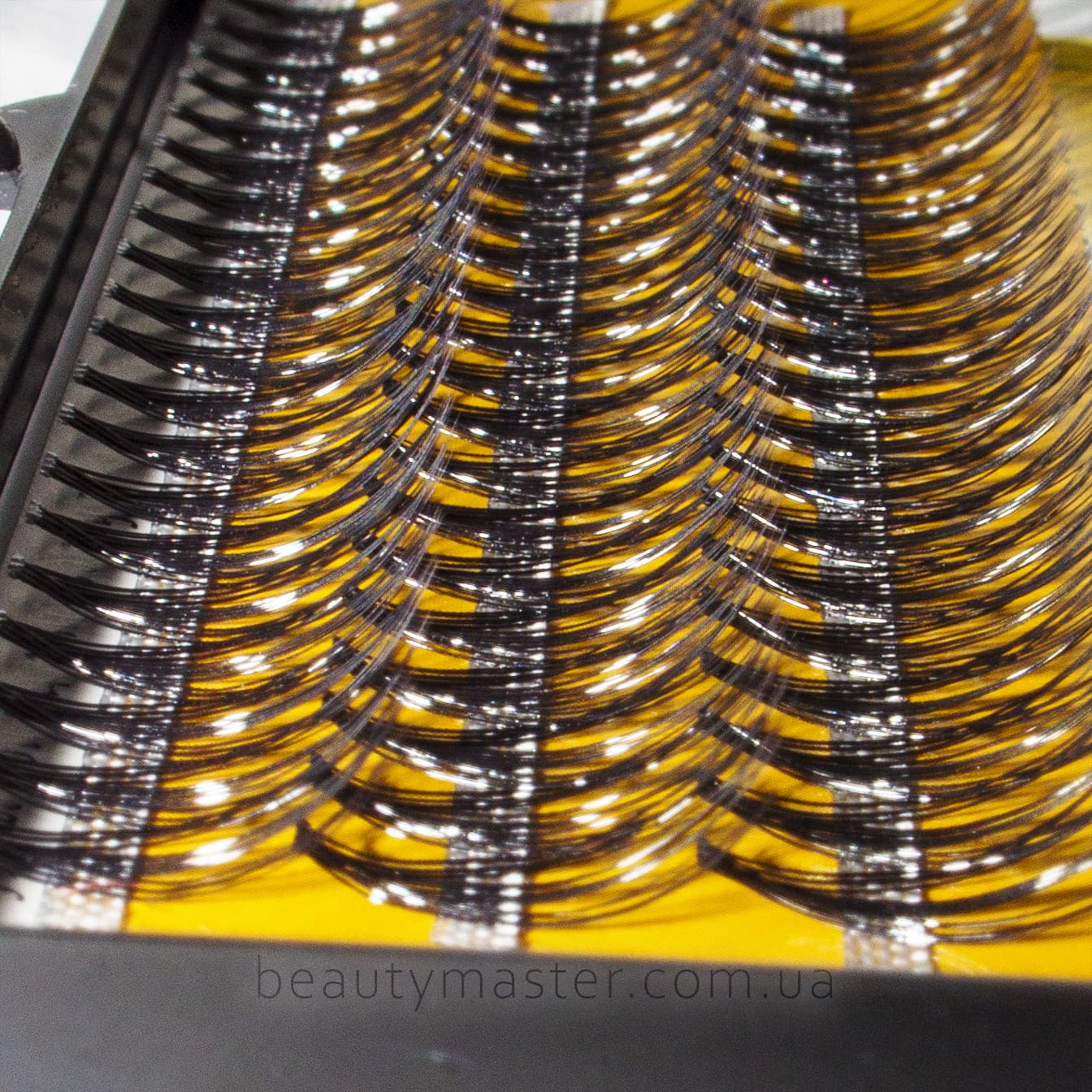 Ресницы Nesura 20D 14мм пучковые безузелковые