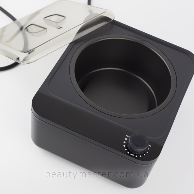 Wax melter square black BWW1 with a button